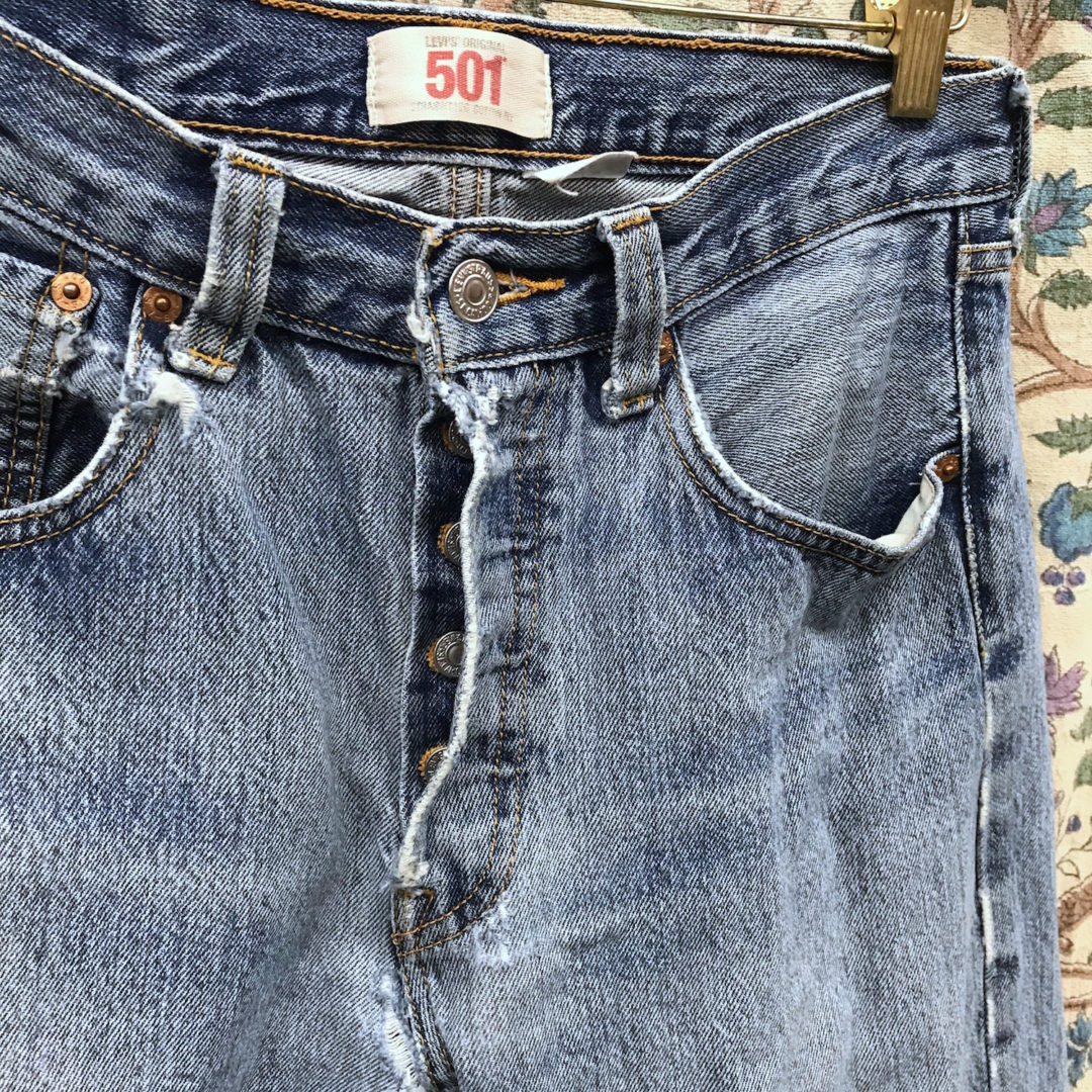 button fly levis 511
