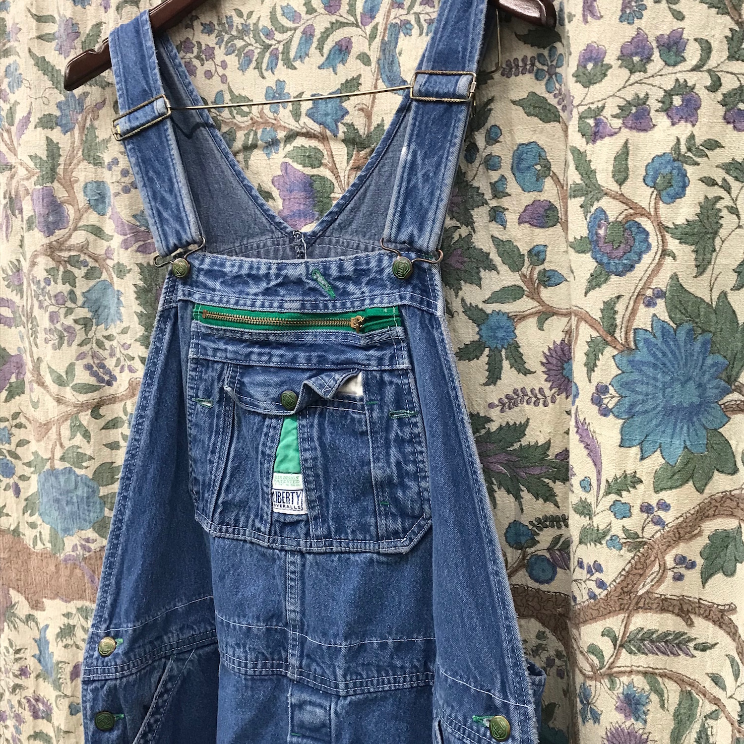 3 pockets in my overalls