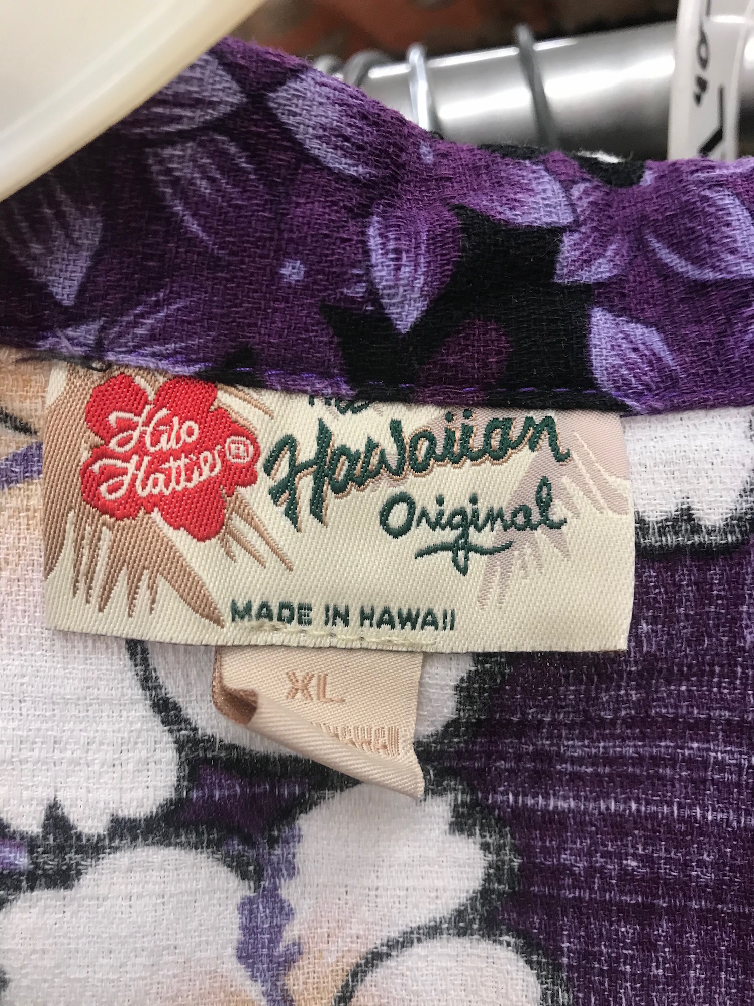 Hilo Hattie Vintage Hawaiian Top - Tucson Thrift Shop