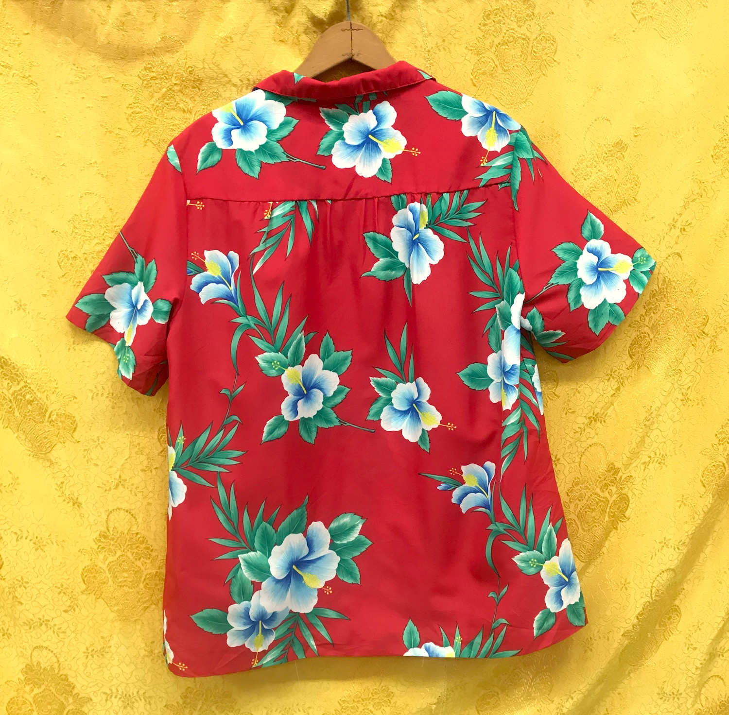 Red Hibiscus Hawaiian Shirt - Tucson Thrift Shop