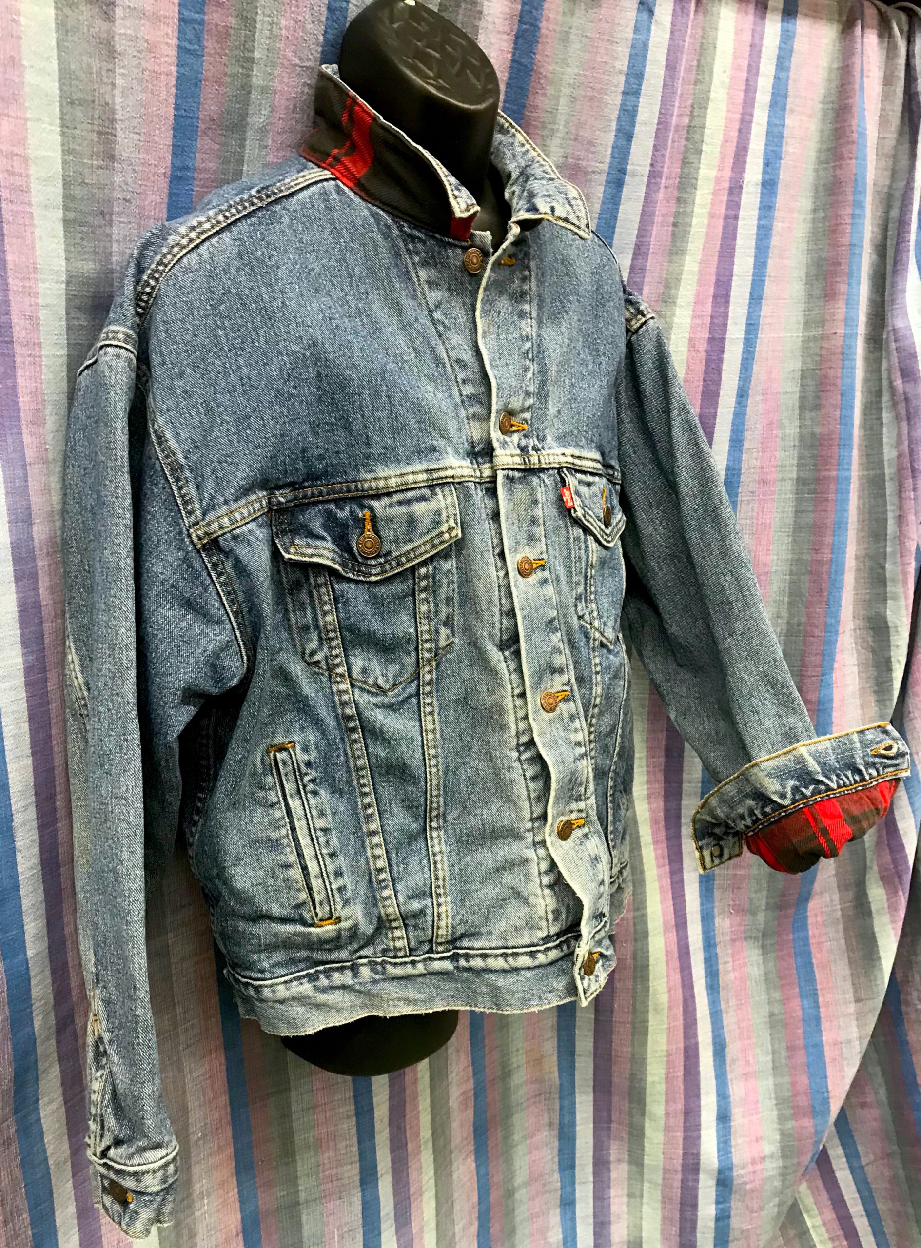 Men&#39;s Levi&#39;s Lined Denim Jacket - Tucson Thrift Shop